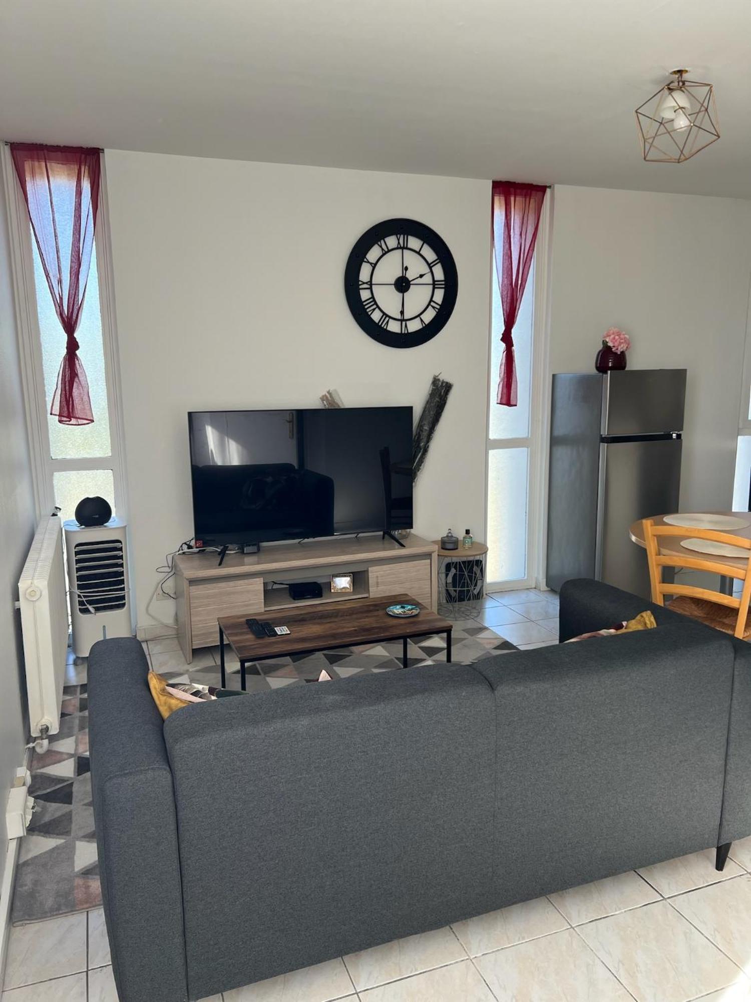 Appartement Chaleureux Pour Un Sejour Confortable Bourg-en-Bresse Eksteriør bilde